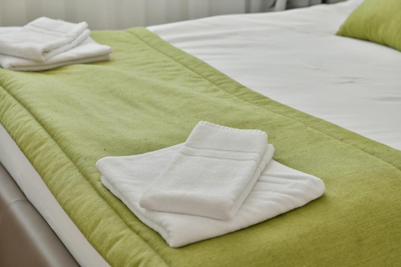 Hostel Green Donji Kraljevoc Eksteriør billede
