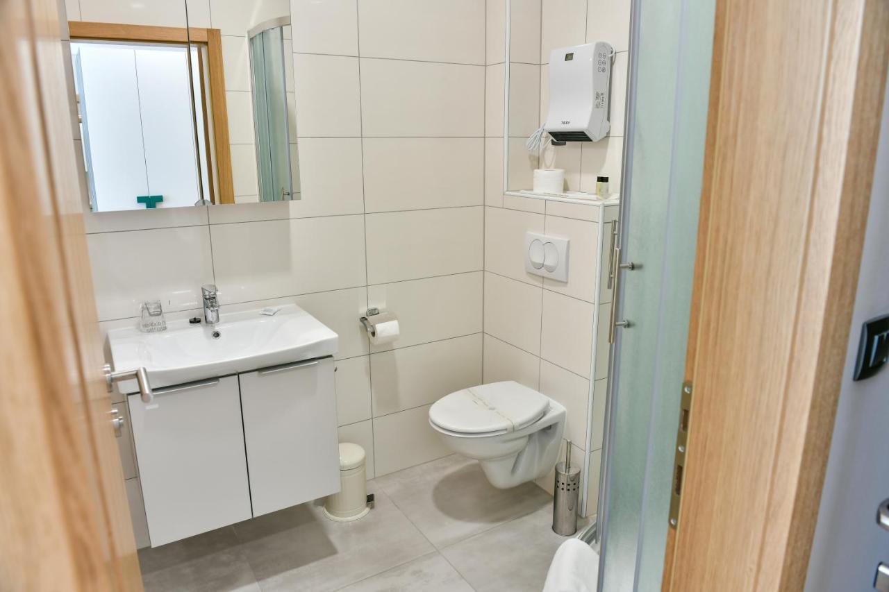 Hostel Green Donji Kraljevoc Eksteriør billede