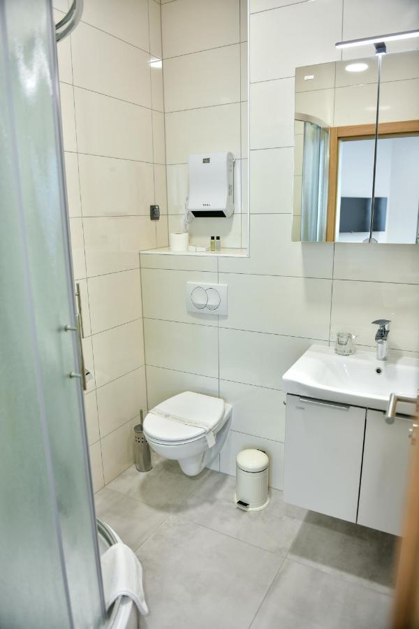 Hostel Green Donji Kraljevoc Eksteriør billede