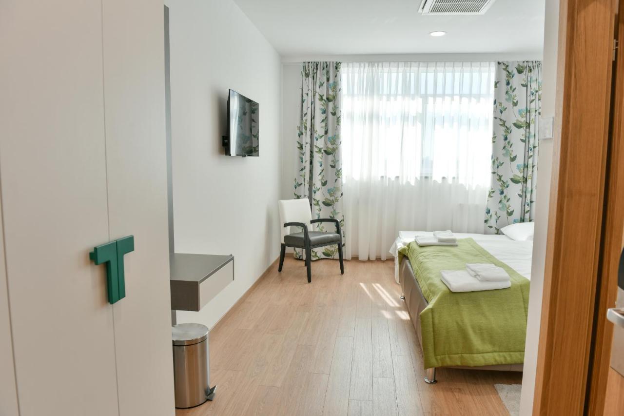 Hostel Green Donji Kraljevoc Eksteriør billede
